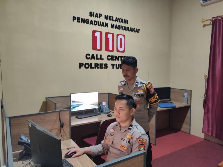 Pelayanan Call Center 110 Polres Tulang Bawang Barat Siap Layani Masyarakat.
