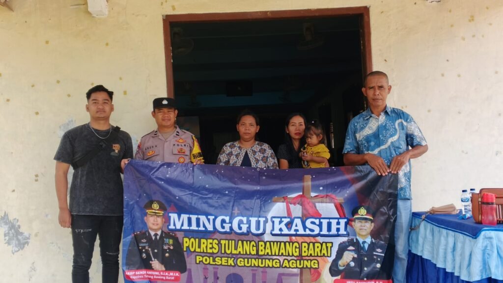 *Polsek Gunung Agung Laksanakan Pengamanan Ibadah Gereja Minggu Kasih Gereja Kristen Muria Tiyuh Tunas Jaya*