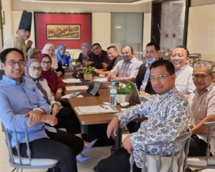 *Ketum PWDPI Desak Menteri KKP Segera Terbitkan Izin Untuk Nelayan Lobster*