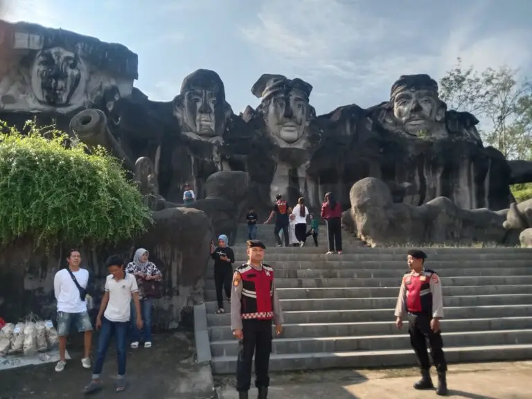 Jaga Kamtibmas di Libur Nataru, Sat Samapta Polres Tubaba Gelar Patroli Sasar Objek Vital Hingga Pusat Keramaian dan Tempat Wisata.