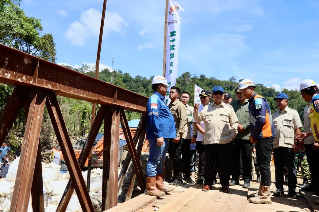 *Mendagri Tito Dampingi Presiden Tinjau Progres Pembangunan Infrastruktur di Tapanuli Selatan*