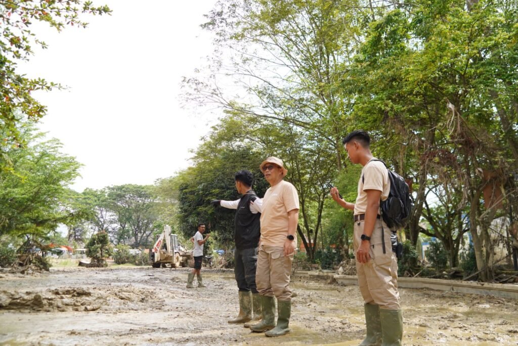 *Pembersihan Kantor Pemerintahan Aceh Tamiang Capai 30 Persen*