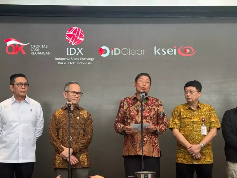 Saatnya Reformasi Pasar Modal usai Petinggi OJK & BEI Hengkang