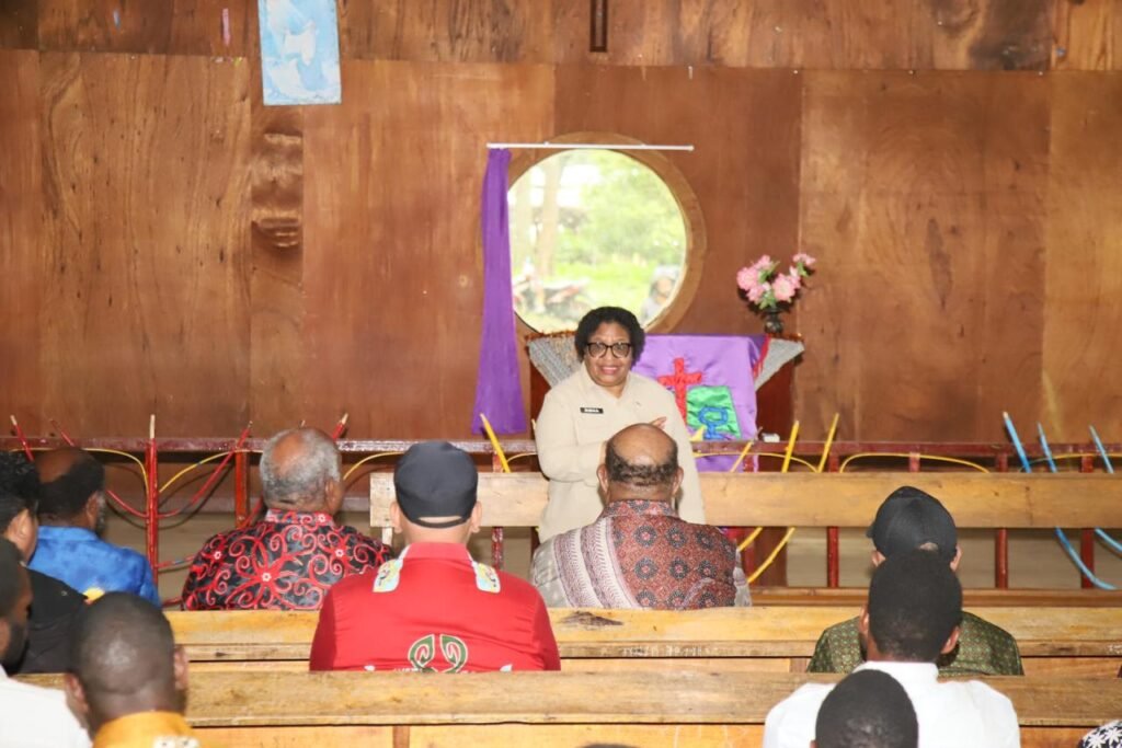*Wamendagri Ribka Haluk Tinjau Kesiapan Akhir Pembangunan Aula STA/SMTK Tom Bozeman di Wamena*