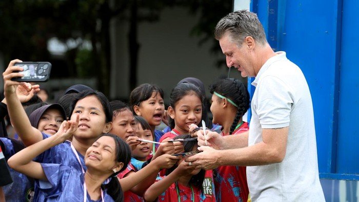 Coach Timo Singgung Pentingnya Latihan Rutin untuk Pesepakbola Muda