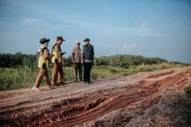 *Perbaikan Jalan Gedong Aji–Umbul Mesir Bawa Harapan Baru bagi Petani dan Warga Tulang Bawang*