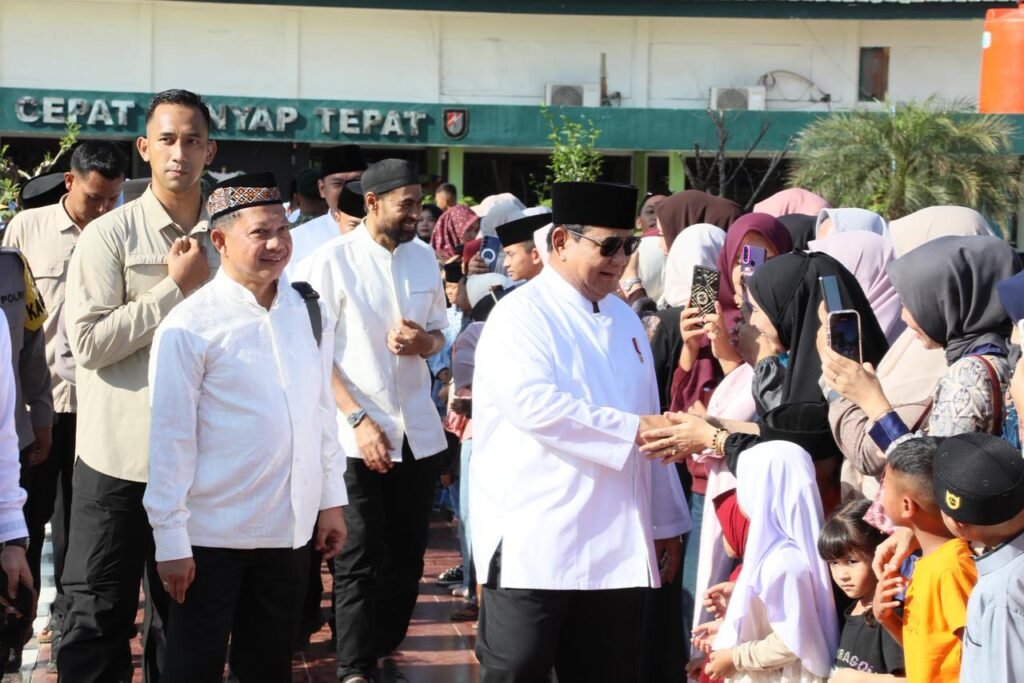 *Kasatgas Tito Bersama Presiden Laksanakan Salat Idulfitri di Kabupaten Aceh Tamiang*