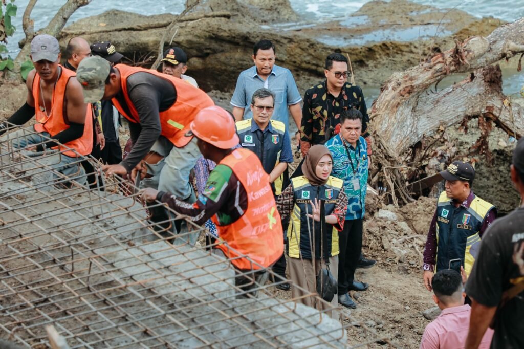 Pastikan Kelancaran Akses Jalan Akibat Longsor, Wagub Jihan Nurlela Tinjau Progres Perbaikan Ruas Jalan Provinsi Simpang Umbar–Putih Doh di Tanggamus