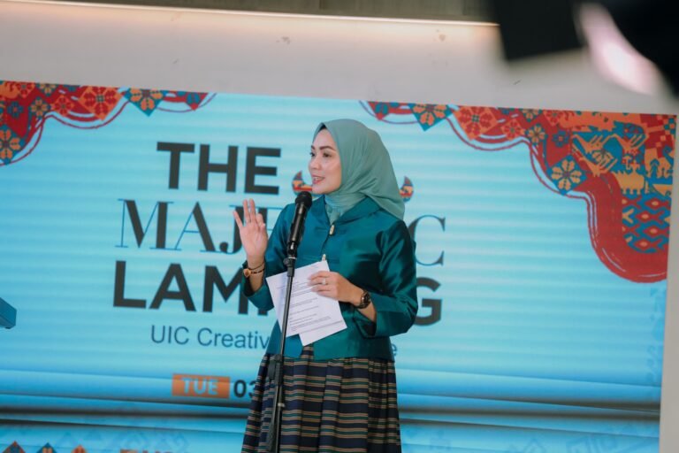 egaskan Komitmennya dalam mengangkat Wastra-Budaya Lampung ke Panggung Nasional. Ketua Dekranasda Lampung : Jadikan Warisan Budaya sebagai Kekuatan Ekonomi Kreatif Berbasis Inovasi Modern.