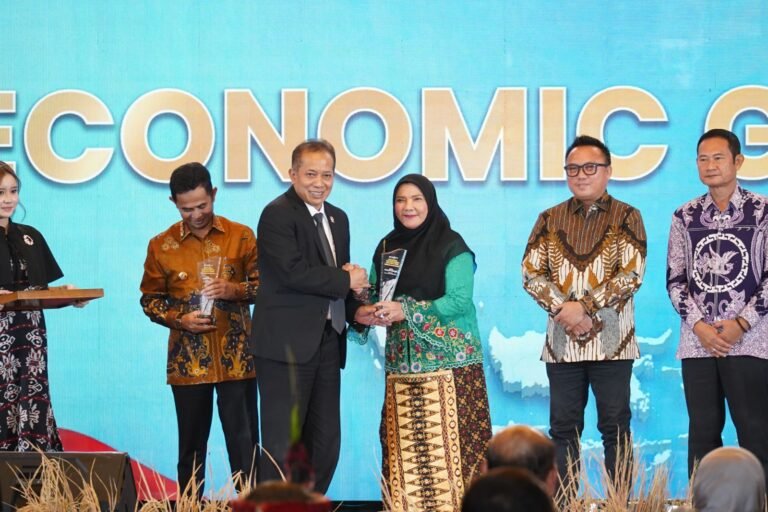 Penghargaan Nasional 2026 Diraih Eva Dwiana, Bukti Nyata Kinerja Pemkot Bandar Lampung.