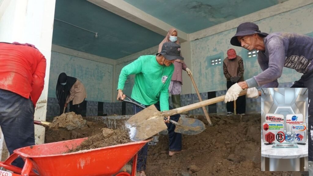 *Cerita Warga di Mereudu Gotong Royong Bareng Pemerintah dalam Pemulihan Pascabencana*