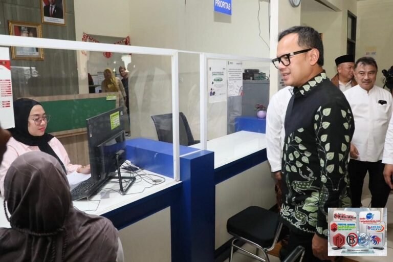 *Tinjau Pelaksanaan WFH di Kota Bekasi, Wamendagri Bima Arya Dorong Efisiensi dan Tata Kelola Baru Bernegara*