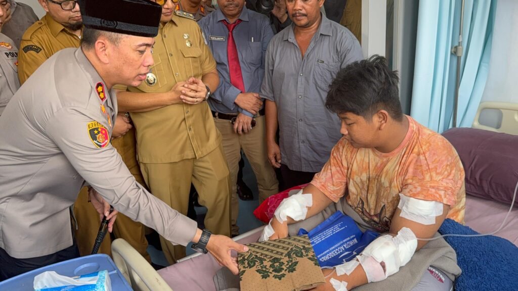 Kapolres Binjai Besuk Korban Begal, Pelajar Pastikan Pendampingan dan Penanganan Maksimal