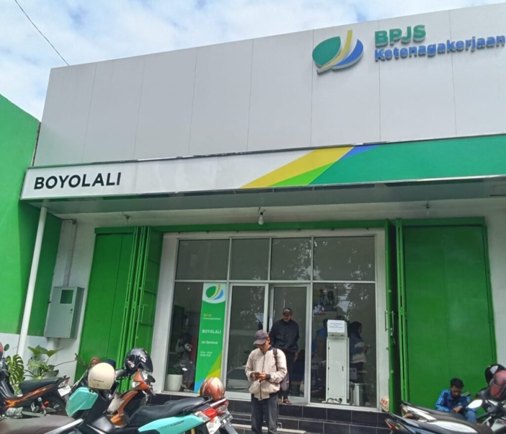 Denda BPJS Kesehatan Cekik Leher Rakyat: Tunggakan 7 Bulan Rp700 Ribu, Kena Denda Rp900 Ribu, Total Jadi Rp1,6 Juta