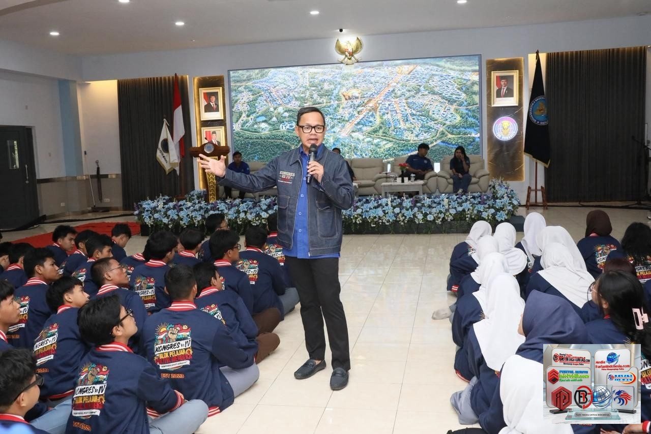 Songsong Indonesia Emas 2045, Wamendagri Bima Ajak Generasi Muda Tingkatkan Kualitas Diri