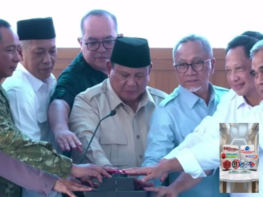 Mendagri Tito Dampingi Presiden Prabowo Resmikan Operasionalisasi 1.061 KDKMP