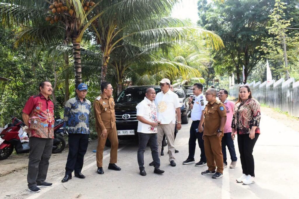 DPRD Sumut Tinjau Lokasi Pembangunan 10 Titik LPJU Berbasis Tenaga Surya di Sibolga