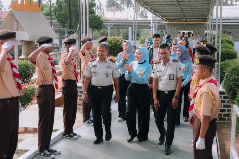 Peringati Hari Anak Nasional, Batin Wulan Kunjungi LPKA dan Salurkan Bantuan