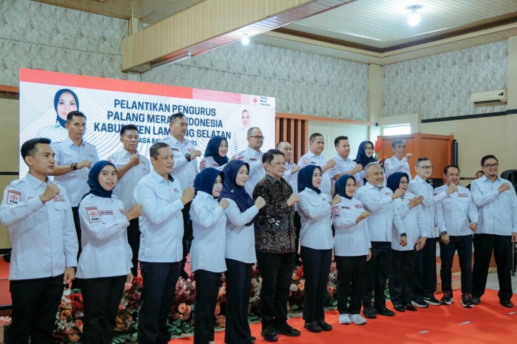 Ketua PMI Provinsi Lampung Lantik Pengurus PMI Lampung Selatan Masa Bakti 2026-2031, Tekankan Pengabdian Kemanusiaan