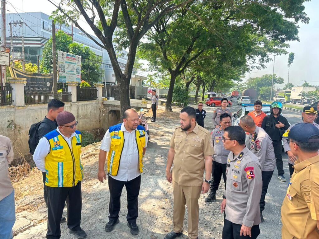 Banjir Berulang Satgas PRR,Dorong Pengendalian Sungai Kota Padang  Dari Hulu ke Hilir