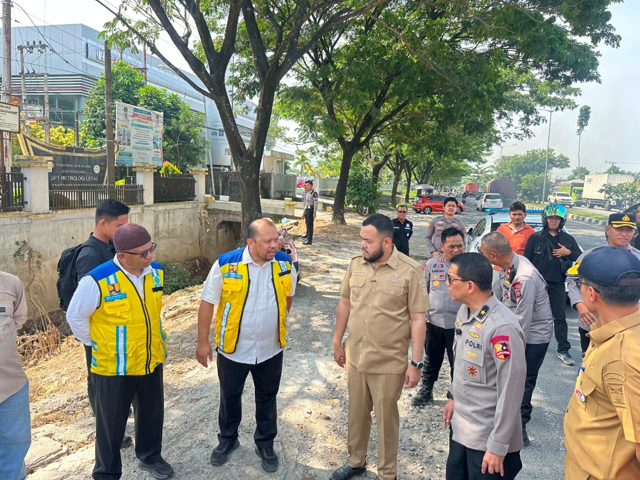 Banjir Berulang Satgas PRR,Dorong Pengendalian Sungai Kota Padang  Dari Hulu ke Hilir