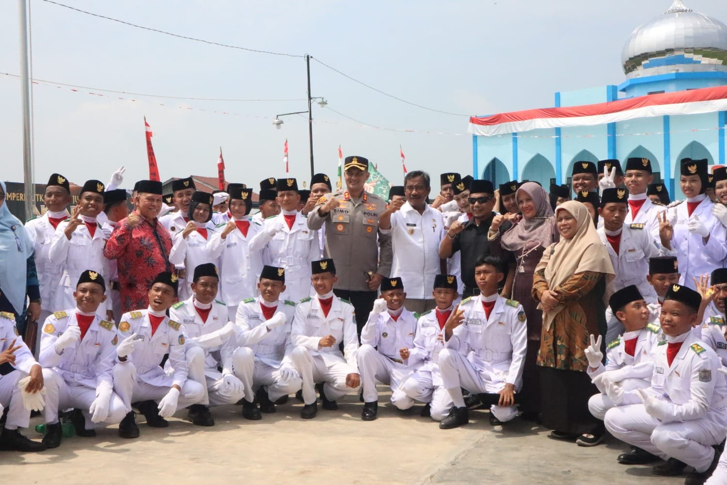 Kapolres Binjai Dukung Generasi Muda Melalui Pembukaan Aksadaya Perlombaan Pengibaran Bendera Dan Vapor