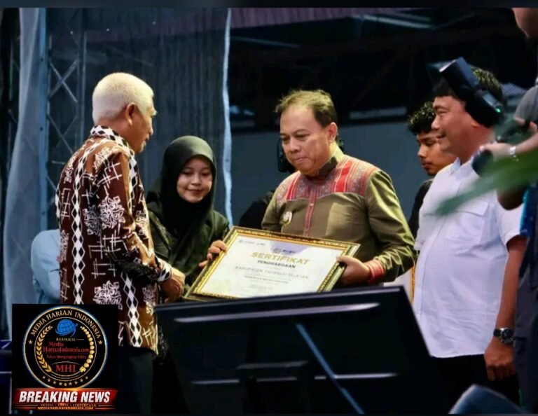 Tapsel Borong Tiga Penghargaan pada Penutupan PRSU ke-50, Bupati Gus Irawan: Kesungguhan adalah Kunci Prestasi