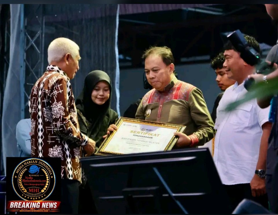 Tapsel Borong Tiga Penghargaan pada Penutupan PRSU ke-50, Bupati Gus Irawan: Kesungguhan adalah Kunci Prestasi