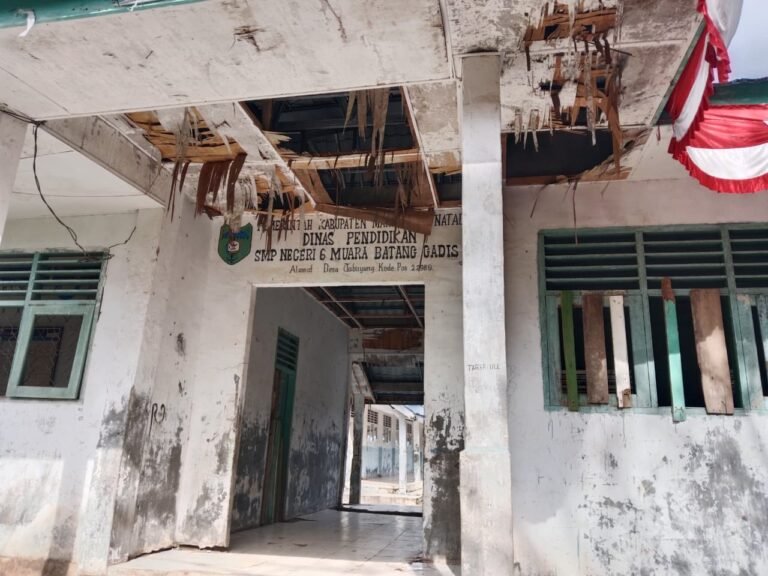 SMP NEGERI 6 MUARA BATANG GADIS MEMPRIHATINKAN AMPUH MADINA ANGKAT BICARA